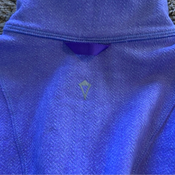 Ivivva pullover size 12 - Picture 4 of 5